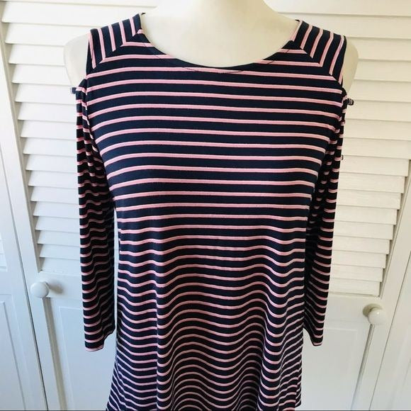 MAURICES Pink Blue Scoop Neck Shirt Size M