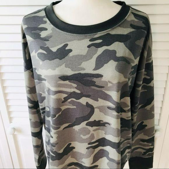 *NEW* SPLENDID Green Gray Camouflage Sweater