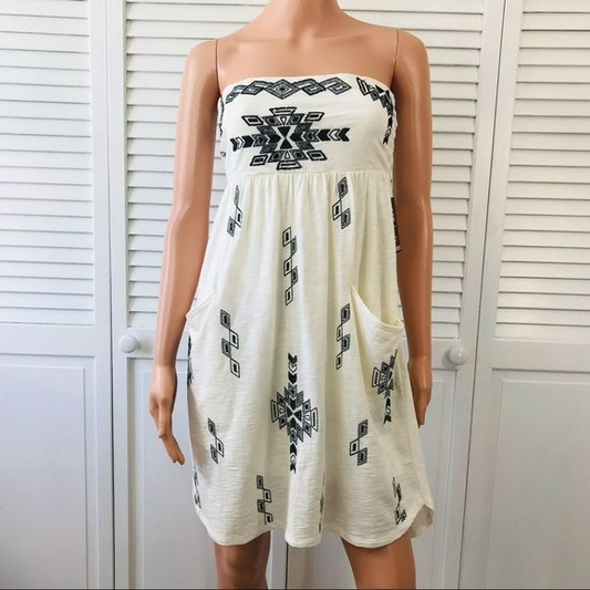 *NEW* EXPRESS Ivory Black Embroidered Strapless Dress Size M