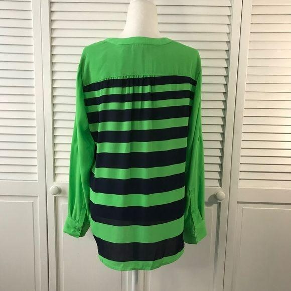 NEW YORK & COMPANY Green Striped V-Neck Blouse Size L