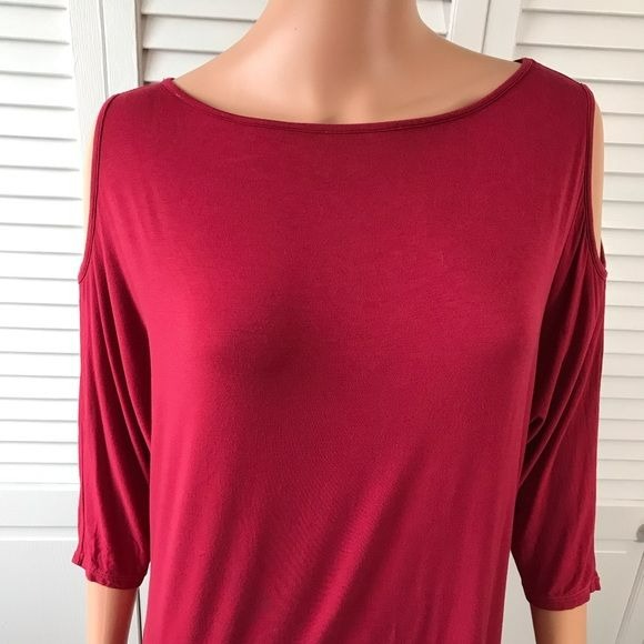 MICHAEL STARS Red Cold Shoulder Shirt One Size