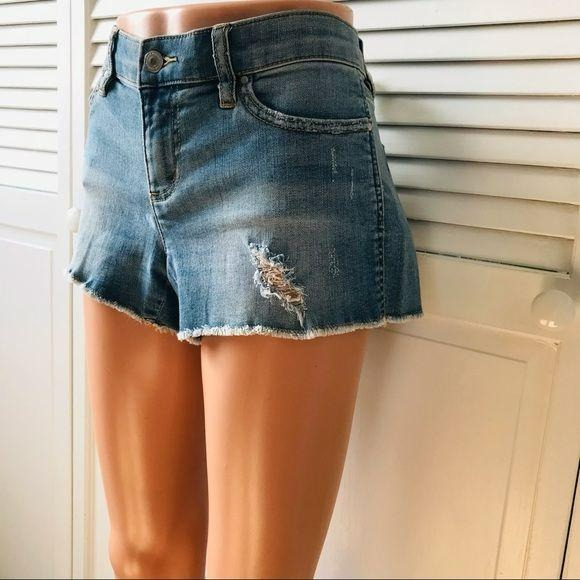 CLUB MONACO Distressed Jean Short Size 2