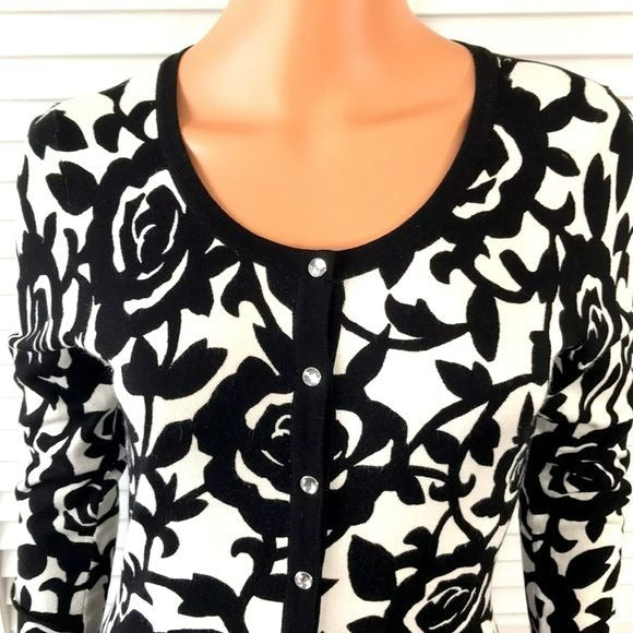 WHITE HOUSE BLACK MARKET White Black Floral Cardigan Sweater Size XS