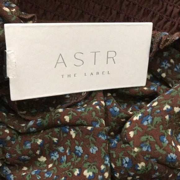 ASTR THE LABEL Brown Floral Off The Shoulder Crop Top Size M (new with tags)