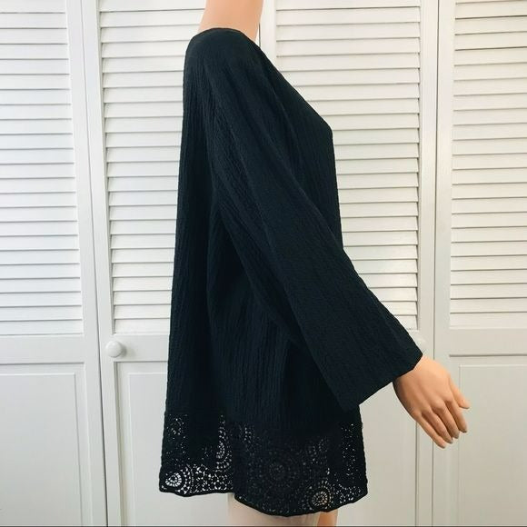 JM COLLECTION Black Asymmetrical Crinkle Crochet Hem Blouse Size 3X