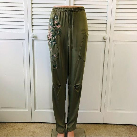 *NEW* OSLO Green Elastic Waist Pants Size 6