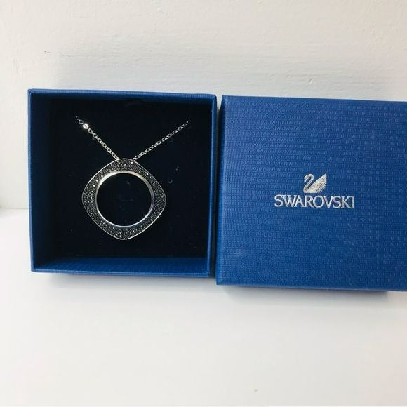 SWAROVSKI Vio AC: Pendant Car Cry (new with tags)