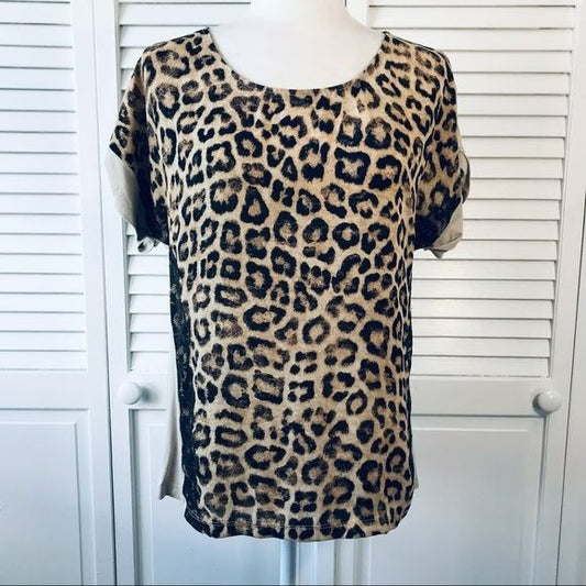 CHICO’S Brown Leopard Print Short Sleeve Shirt Size M