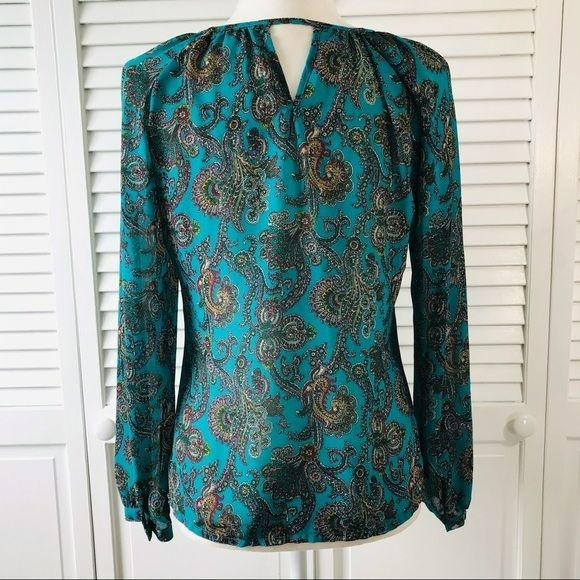 ROSE & OLIVE Green Lightweight Blouse Size XS