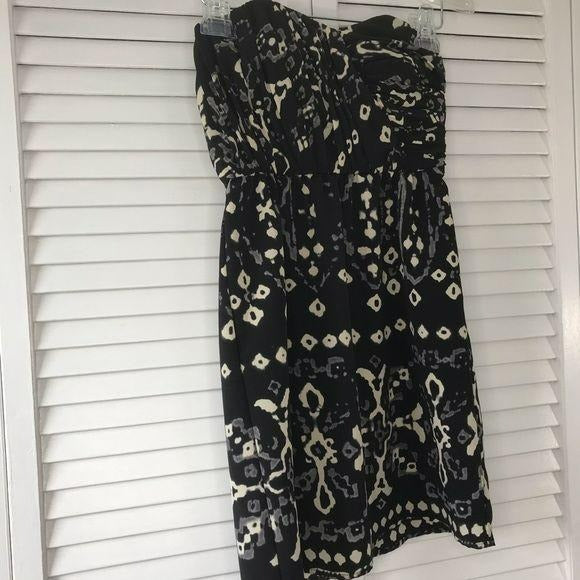 CYNTHIA VINCENT Ikat Print Black Strapless Dress Size 2