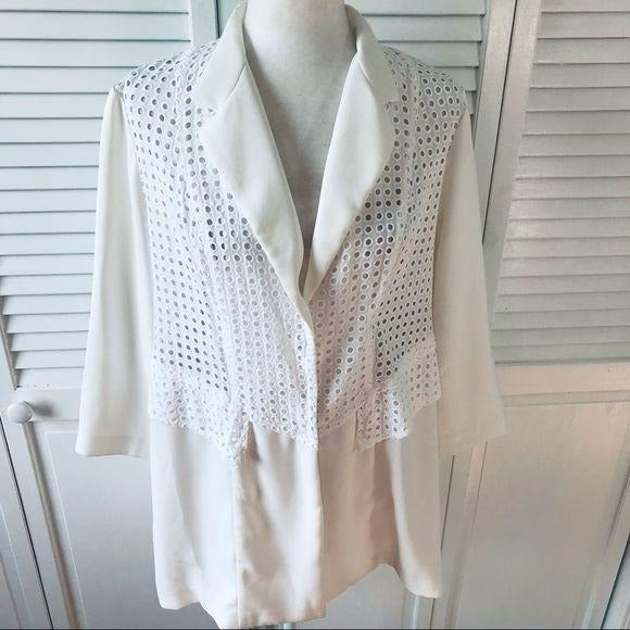 CHICO'S White Eyelet Novelty Jacket Size L