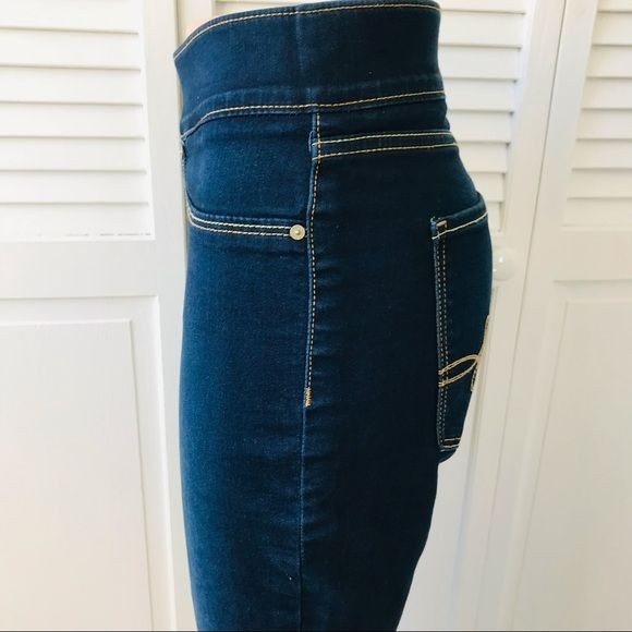 LEVI’S Blue Denizen Pull-On Crop Jeans Size 16