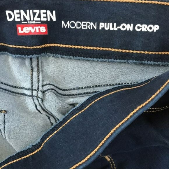 LEVI’S Blue Denizen Pull-On Crop Jeans Size 16
